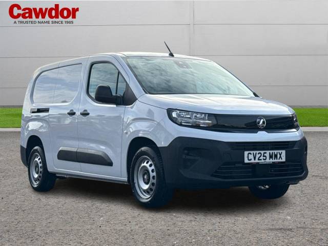 Vauxhall Combo Cargo 1.5 L2H1 2300 PRIME CRC XL Panel Van Diesel Kaolin White