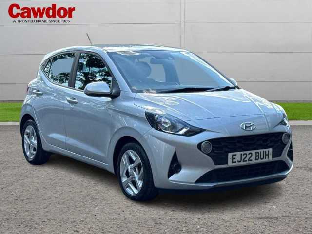 Hyundai i10 1.2 Hatchback SE Connect Hatchback Petrol Silver
