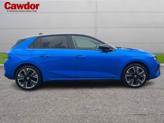 2023 Vauxhall Astra ULTIMATE