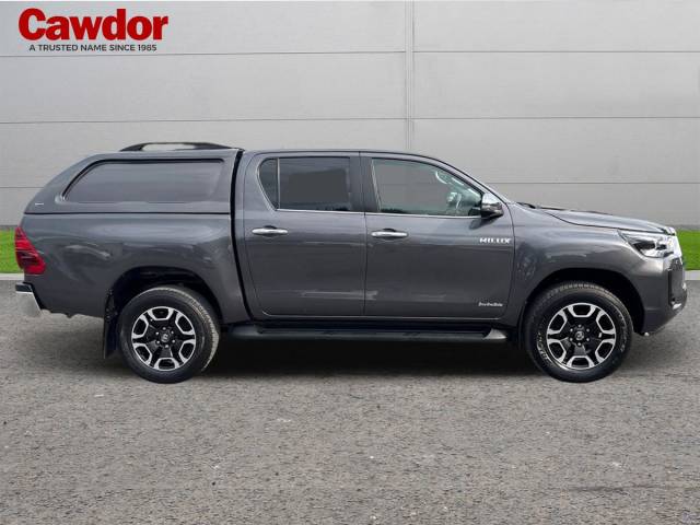 2021 Toyota Hilux Diesel Invincible