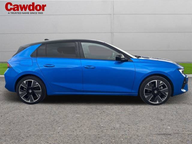 2024 Vauxhall Astra ULTIMATE