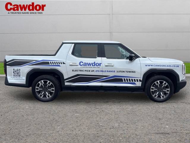 2025 Maxus Terron 9 E  Electric Luxury