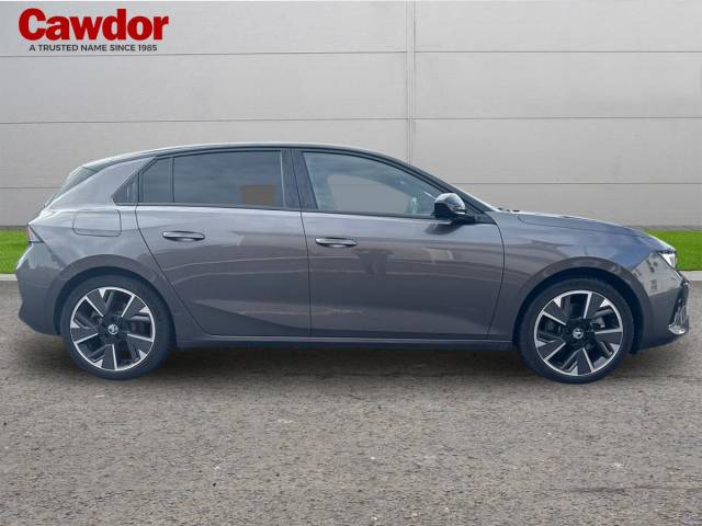 2025 Vauxhall Astra ULTIMATE