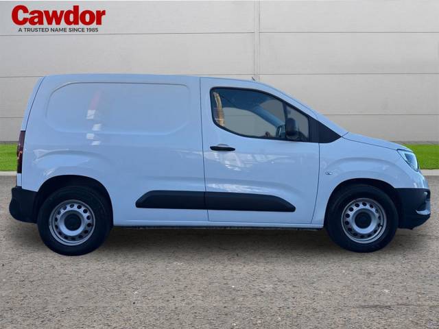 2022 Vauxhall Combo L1H1 2300 DYNAMIC