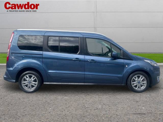2022 Ford Grand Tourneo Connect 1.5 Diesel Estate Titanium