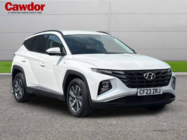 Hyundai TUCSON 1.6 TUCSON SE Connect Estate Petrol White